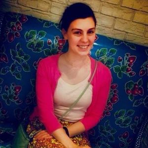 Meet your Posher, Emily